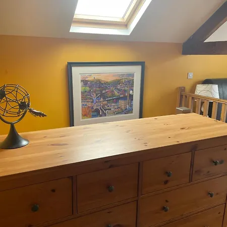 Ye Old Sun Inn, Barn *