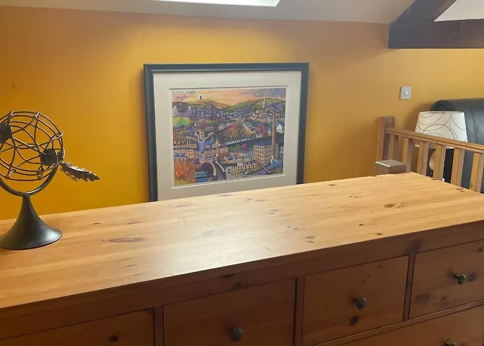 Ye Old Sun Inn, Barn *